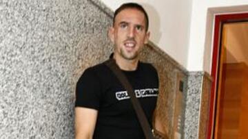 Ribèry: "Quiero ganar títulos y a Henry le gustaría verme en el Barça"