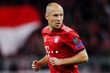 Banquillo - Ha ganado siete títulos con el Bayern y sigue siendo uno de los jugadores que hacen más daño por el perfil derecho de la Bundesliga.