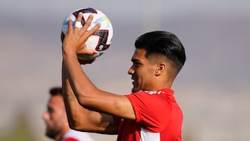 Arezo durante un entrenamiento.