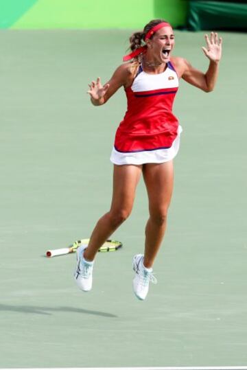 La puertorriqueña fue la sorpresa en el tenis olímpico porque antes de Río sólo había ganado un torneo en su carrera y fue en el 2014. Para lograrlo venció a Kerber, Hercog, Muguruza, Siegemund y Petra Kvitova. El primer oro boricua en la historia.