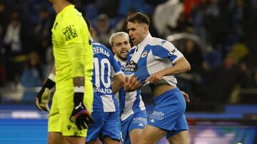 Barbero celebra el 2-2 definitivo.