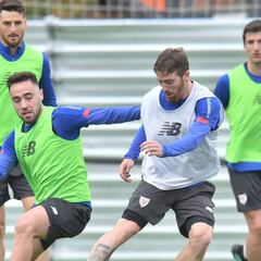 Muniain y Aduriz vuelven a la normalidad