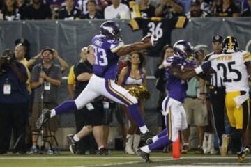 MyCole Pruitt fue el autor del primer touchdown del partido, después de una recepción de 34 yardas en el segundo cuarto.