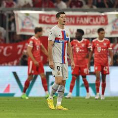 El Barça amenaza y el Bayern liquida