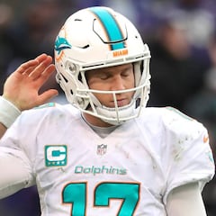 Brian Flores nos descartaría deshacerse de Ryan Tannehill