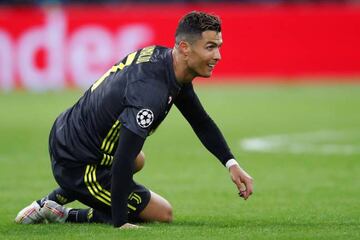 Soccer Football - Champions League Quarter Final First Leg - Ajax Amsterdam v Juventus - Johan Cruijff Arena, Amsterdam, Netherlands - April 10, 2019 Juventus' Cristiano Ronaldo