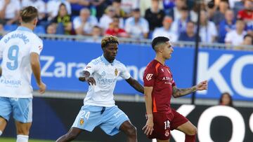 18/10/25 FÚTBOL SEGUNDA DIVISION REAL ZARAGOZA - CULTURAL LEONESA pau akoku