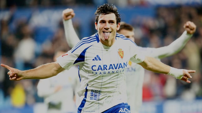 Un Iván Azón en racha mide la solvencia del Málaga a domicilio