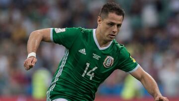 El director deportivo del Bayer Leverkusen confirmó que diversos clubes han preguntado por los servicios de Javier Hernández de cara a la próxima temporada.