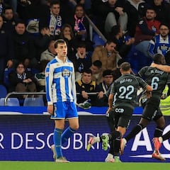 Un Castellón imperial asalta Riazor y deja al Depor sin liderato