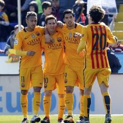 El Barça sufre, pero no cede