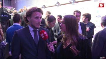 Forlán ve a Cavani en el Atleti: "Sería espectacular, le quedan años a grandísimo nivel"