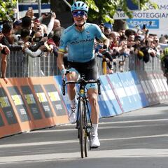 Los españoles en el Giro: Pello Bilbao y Rojas, protagonistas