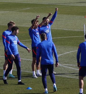 Llorente y Mario Hermoso.