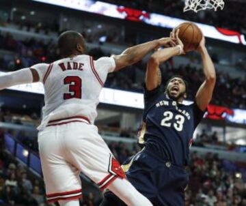 ANTHONY DAVIS (New Orleans Pelicans). 23 años. Promedios 2016-17 :28,6 puntos, 12 rebotes y 2,4 tapones.

