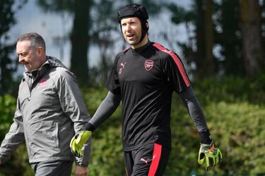 Wenger focused on Arsenal despite desire to keep working elsewhere