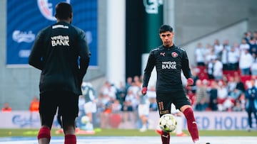 Osorio se acerca a la Champions