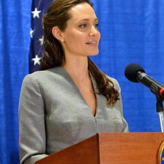 Angelina Jolie deja la puerta abierta a meterse en política