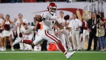 MIAMI, FL - DECEMBER 29: Kyler Murray #1 of the Oklahoma Sooners runs the ball against the Alabama Crimson Tide during the College Football Playoff Semifinal at the Capital One Orange Bowl at Hard Rock Stadium on December 29, 2018 in Miami, Florida.   Mike Ehrmann/Getty Images/AFP
 == FOR NEWSPAPERS, INTERNET, TELCOS &amp; TELEVISION USE ONLY ==