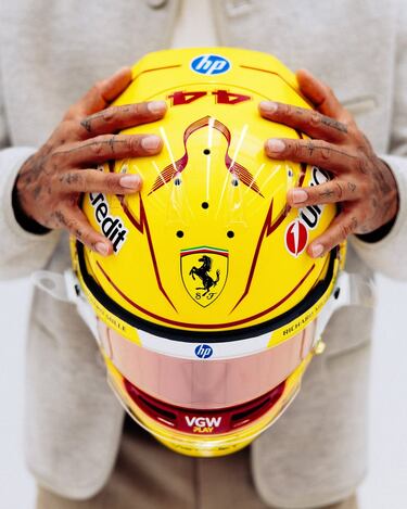 Así es el casco que llevará Lewis Hamilton en la nueva temporada de la Fórmula 1 2025.