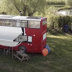 Convierte un autobús de dos pisos en una autocaravana de lujo