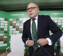 Ollero: "El ascenso es de la afición, la que sostiene al Betis"