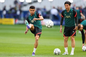 Liverpool entrenó este viernes en el Stade de France en la previa de la final que se jugará el sábado a partir de las 2 de la tarde. Luis Díaz fue protagonista con su alegría.