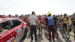 Los incidentes retrasaron varios minutos la salida de la s&eacute;ptima etapa de la Vuelta entre Ll&iacute;ria y Cuenca, la m&aacute;s larga de la carrera. Van Genechten abandon&oacute;.