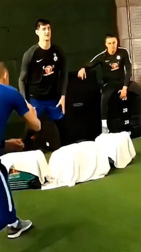 El brutal entrenamiento de Courtois en el Chelsea que recuerdan ahora en ‘X’ y lo explica todo