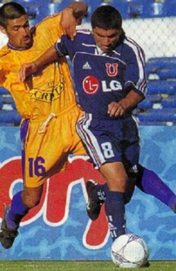 Caso especial | David Pizarro fichó en la U en 2001 debido a la poca continuidad que tenía en Udinese. Luego volvió a Europa y actualmente está en Wanderers.