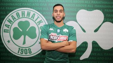 Anuar ya posa como jugador del Panathinaikos.