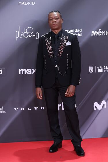 Alexandre Rodrígues posa en la alfombra roja. 