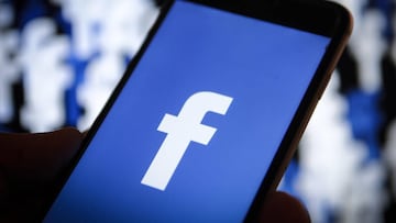 Facebook te dejará cantar en directo música con copyright