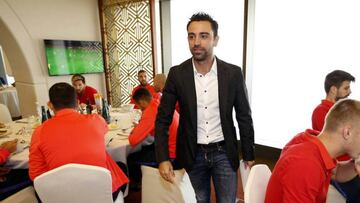 Xavi, anfitrión de lujo del Barça en Doha: "Renunciar al estilo sería un error histórico"