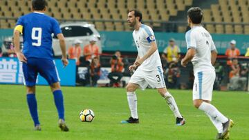 Diego Godín, en el Uzbekistán-Uruguay de la China Cup