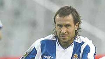 <b>SUPLENTE. </b>Álex no ha vuelto a jugar desde que fue expulsado.