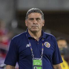 Entrenador de Costa Rica le muestra respeto al Estadio Azteca