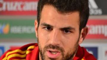 Cesc en rueda de prensa.