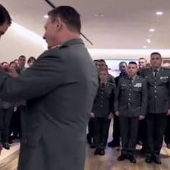 Nadal recibe la Cruz de Plata al mérito de la Guardia Civil