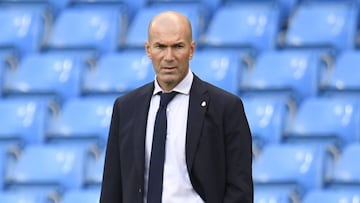 Zidane dirigiendo al Real Madrid