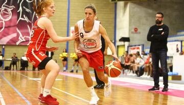 Escolta - Carolo Basket. Sigue en Francia pero ha cambiado de equipo (el curso pasado en Landes). Muy intensa.