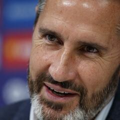 Vicente Moreno: "Nada que no sea deportivo debe afectarnos"