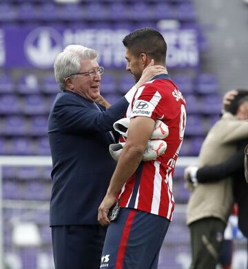 Cerezo con Luis Suárez en Zorrilla.