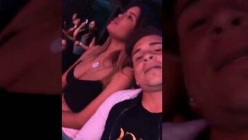 Soteldo grabó su animada noche en concierto de Romeo Santos