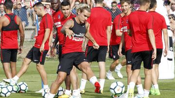 La plantilla del Atl&eacute;tico de Madrid, durante un entrenamiento.