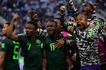 1-1. Victor Moses celebró el tanto del empate.