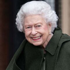 La Reina Isabel II da positivo por COVID