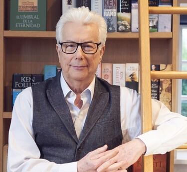 Uno de los perfiles más sorprendentes de esta nueva temporada será el de Ken Follett. El escritor de una de las sagas literarias más míticas de la historia, ‘Los pilares de la Tierra’, presentará en el programa de entrevistas ‘La armadura de la luz’, su última novela.