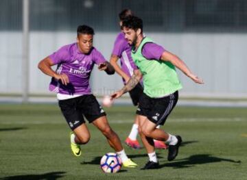 El Real Madrid completó el segundo entrenamiento de la semana en la Ciudad Real Madrid. James Rodríguez hizo trabajos diferenciados junto a Coentrao.