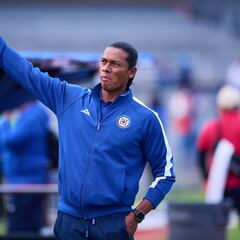 Sin James Rodríguez y puros jóvenes en el León vs Cruz Azul